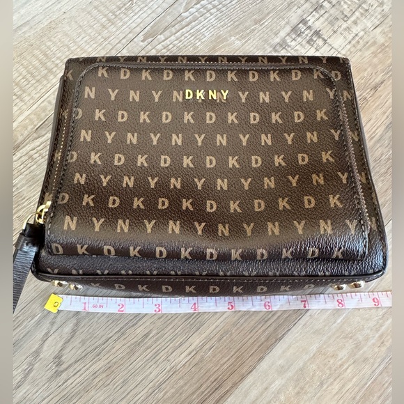 DKNY Dark Brown Monogram Shoulder Bag, chain strap - Picture 2 of 14